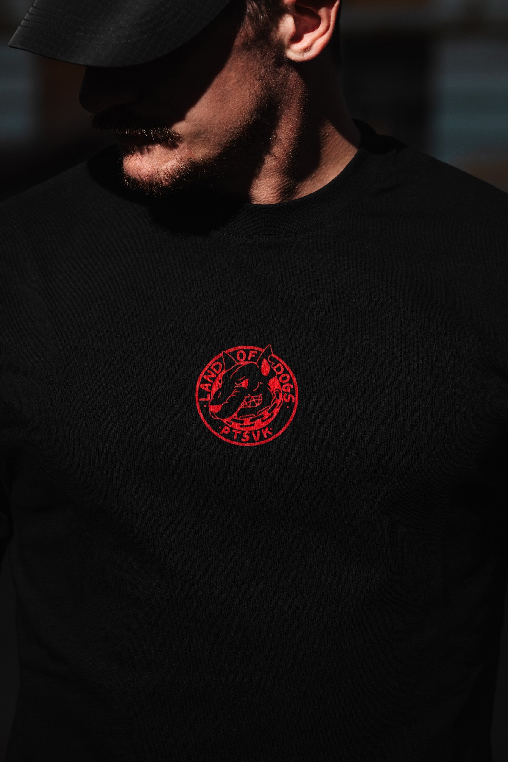 T-SHIRT DOGS LAND BLACK