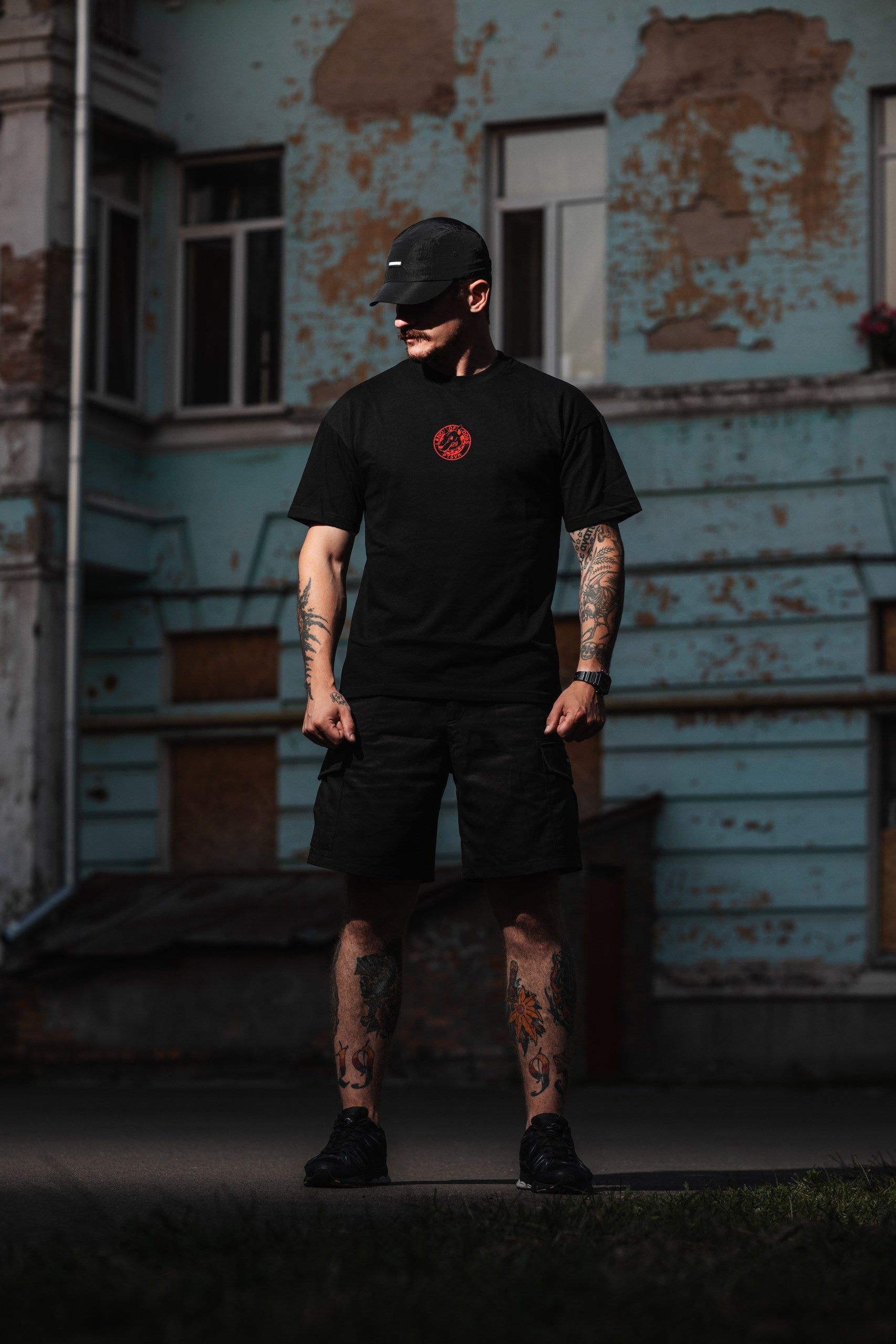 T-SHIRT DOGS LAND BLACK