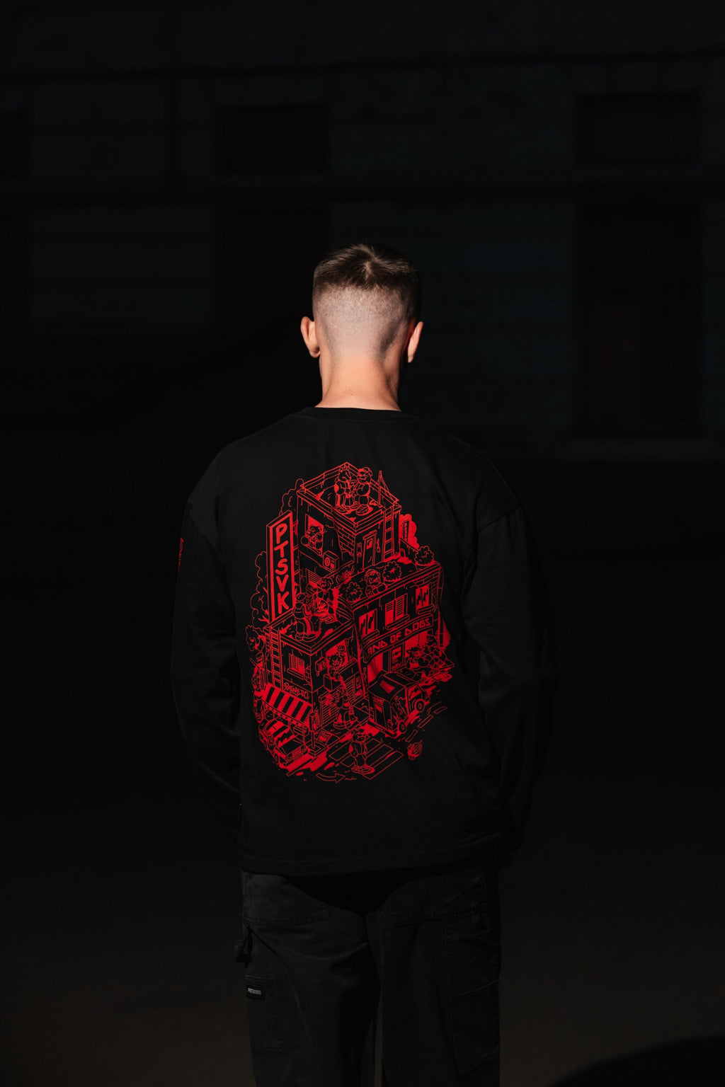 LONG SLEEVE DOGS LAND BLACK