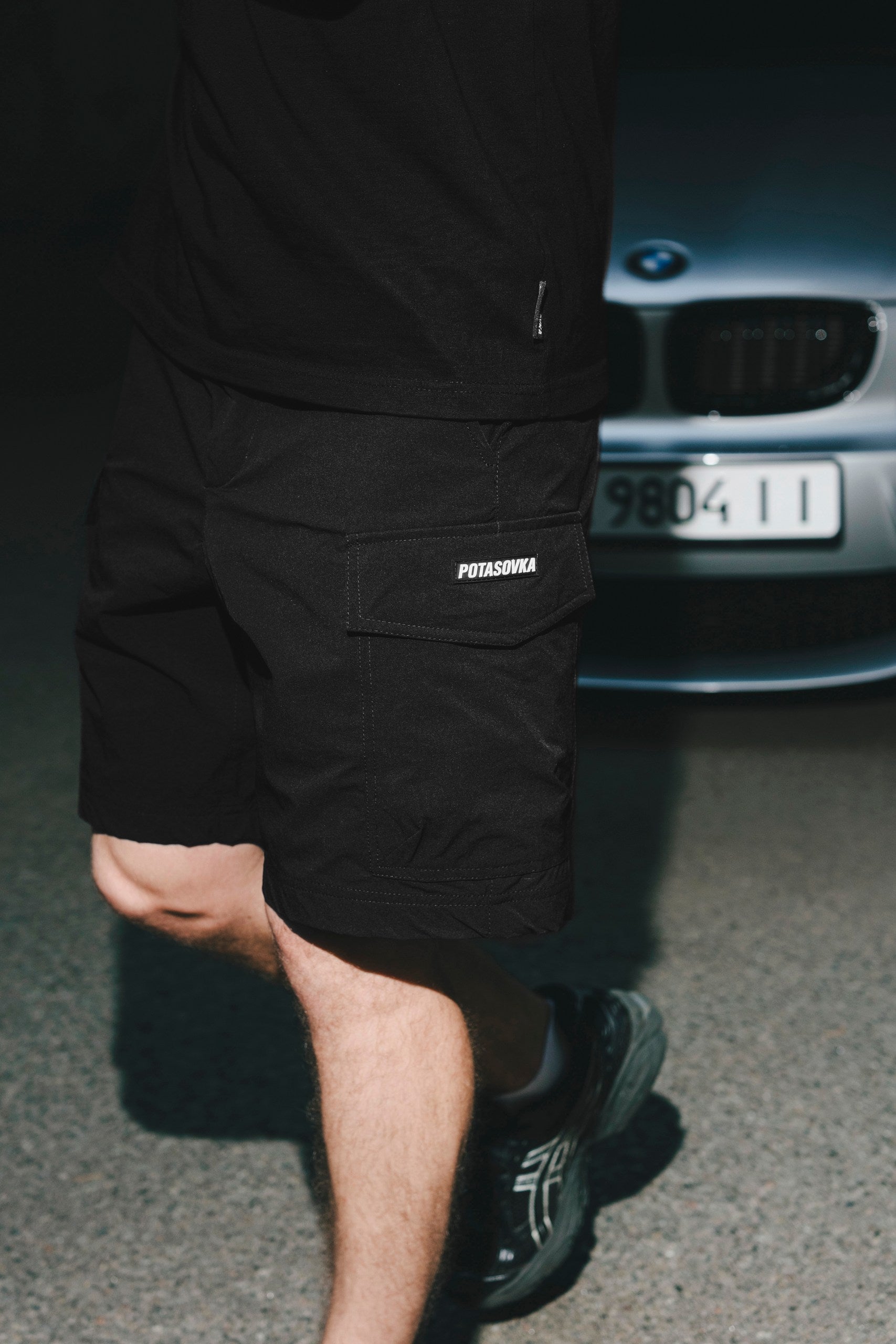 CARGO SHORTS LOGO