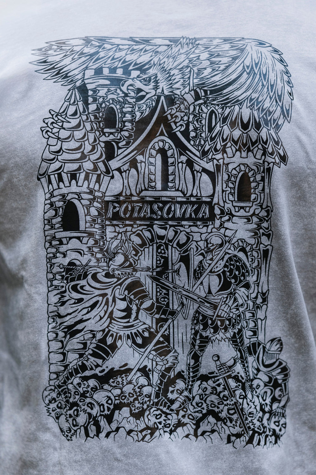 LONG SLEEVE GREY KNIGHT FIGHT