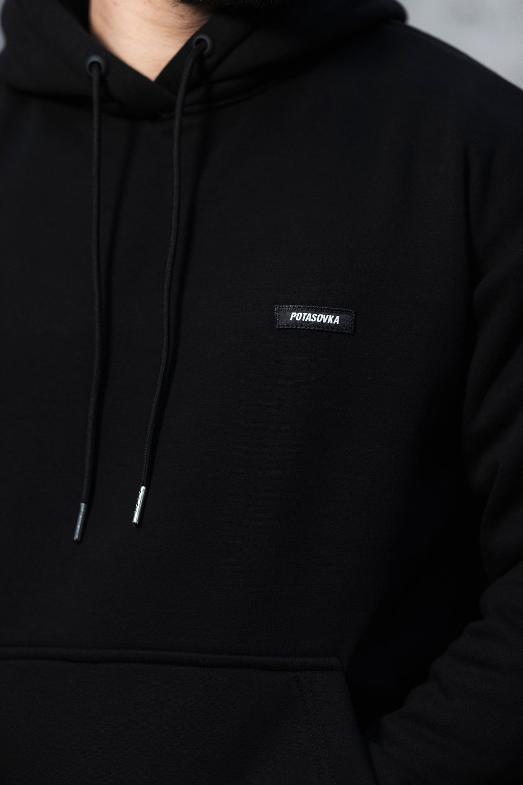 BLACK FLEECE TRACKSUIT LOGO 2.0