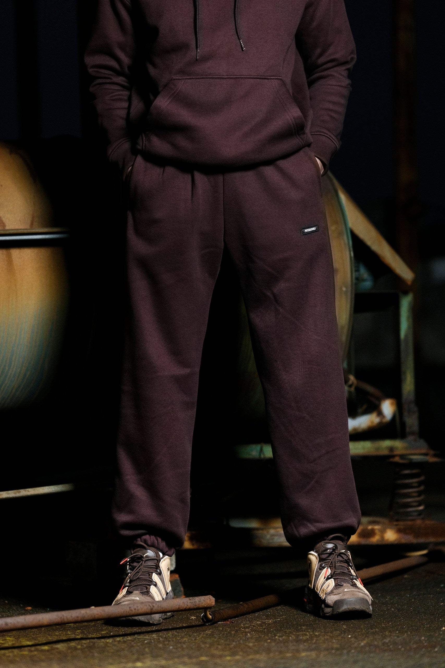 BROWN FLEECE TRACKSUIT LOGO 2.0
