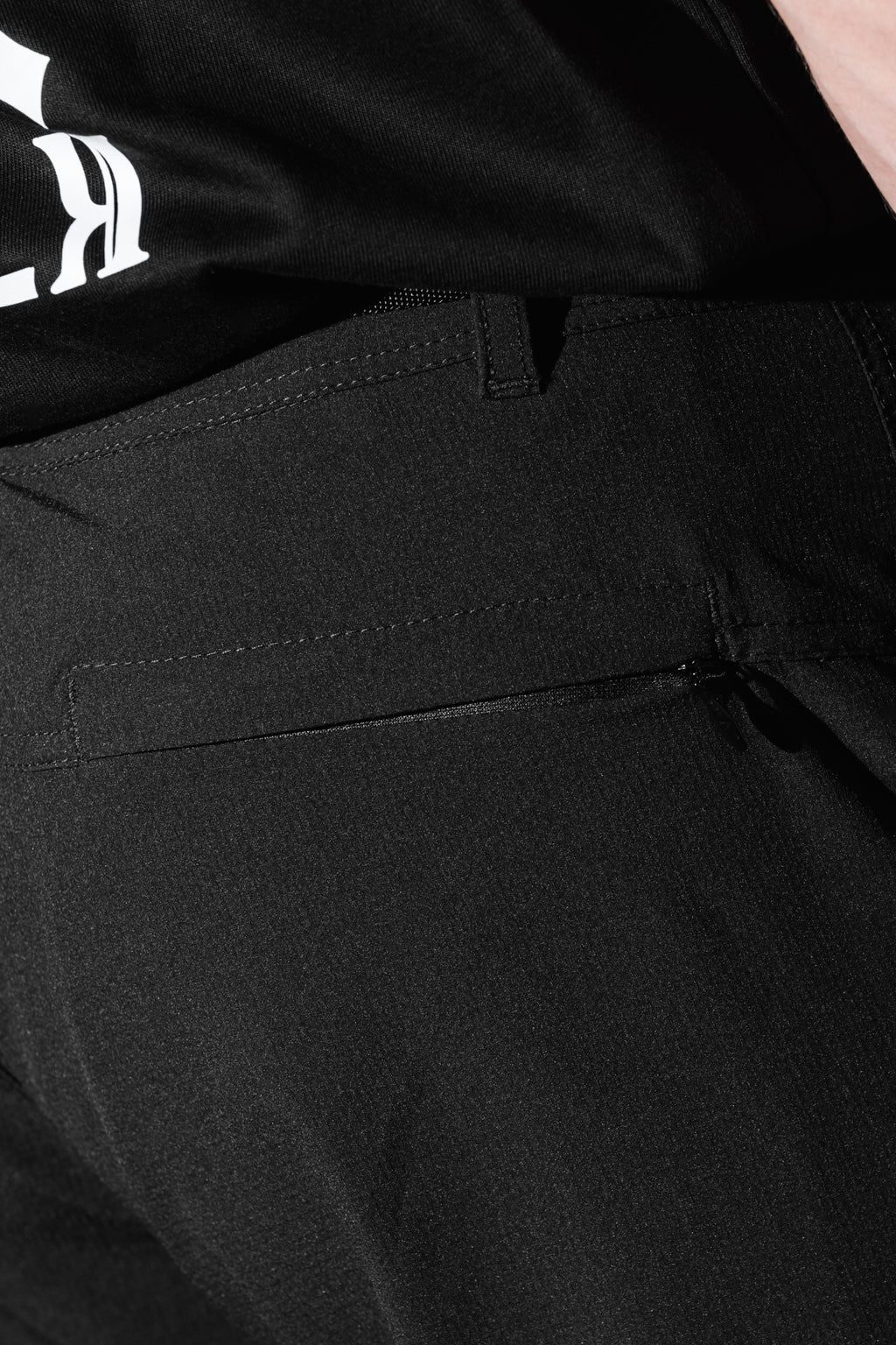 NYLON SHORTS 01 GLD BLACK