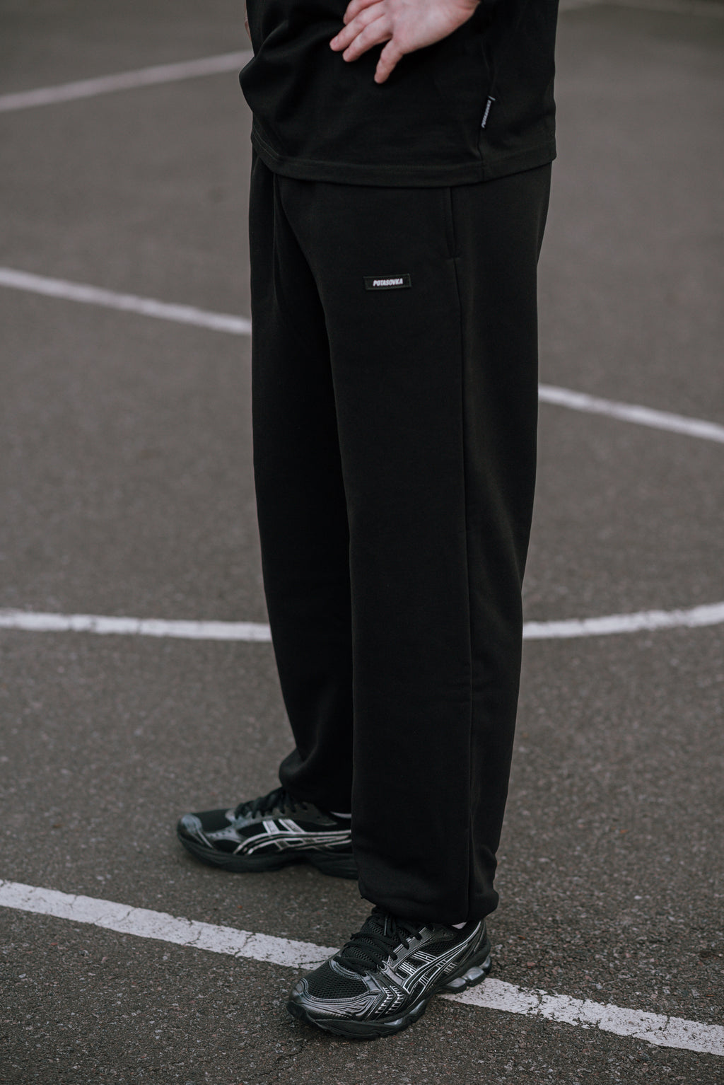 PANTS LOGO BLACK 2.0