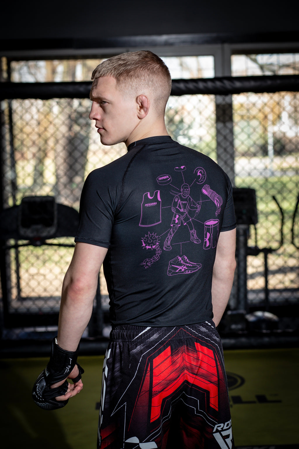 RASHGUARD WRESTLER