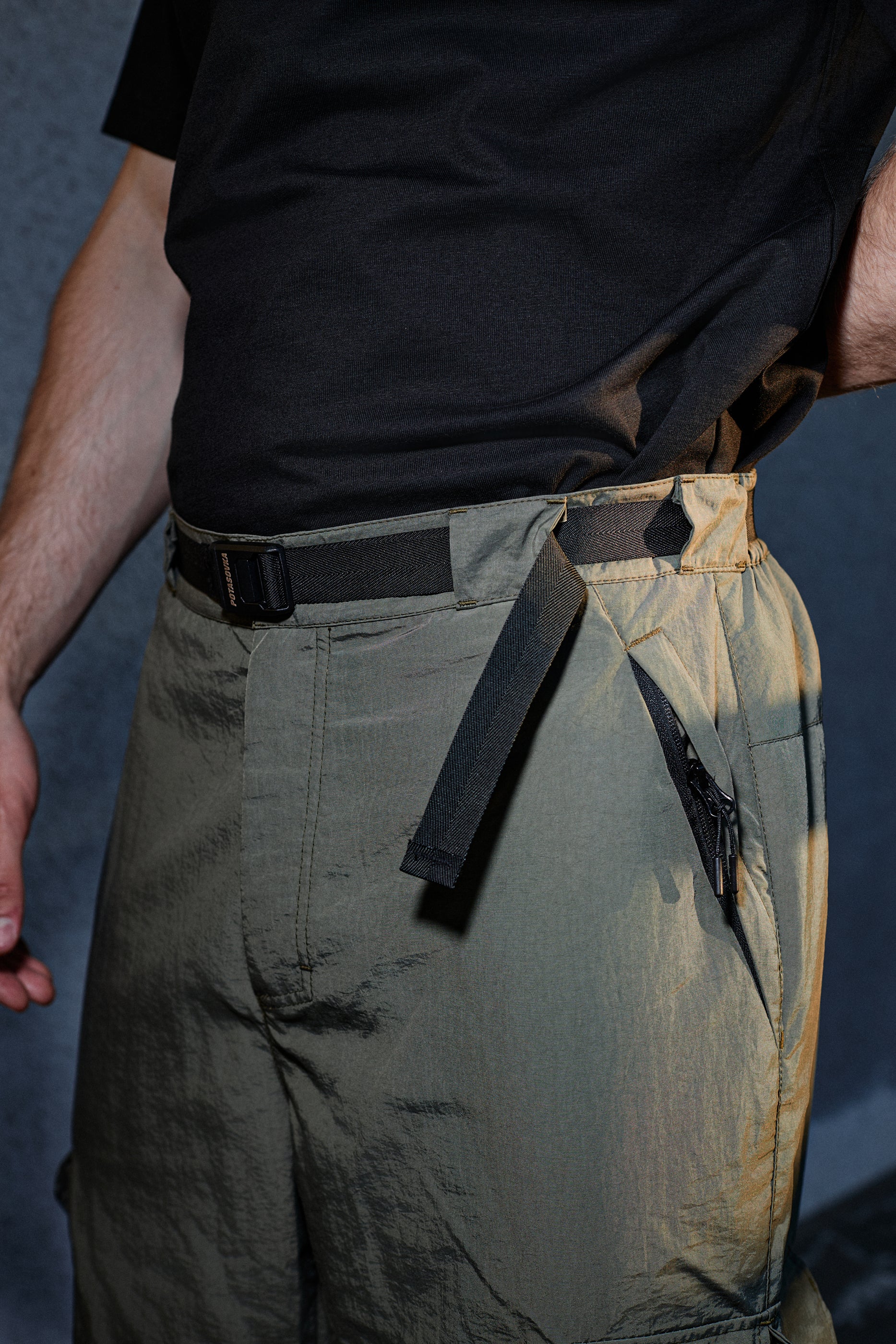 NYLON CARGO PANTS OLIVE 02