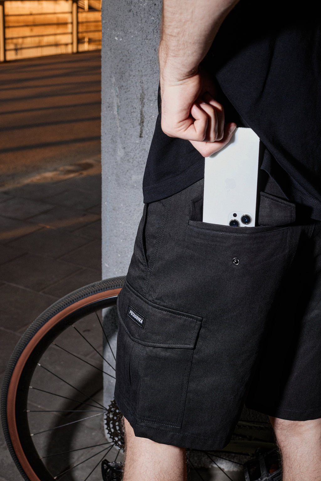 COTTON CARGO SHORTS BLACK