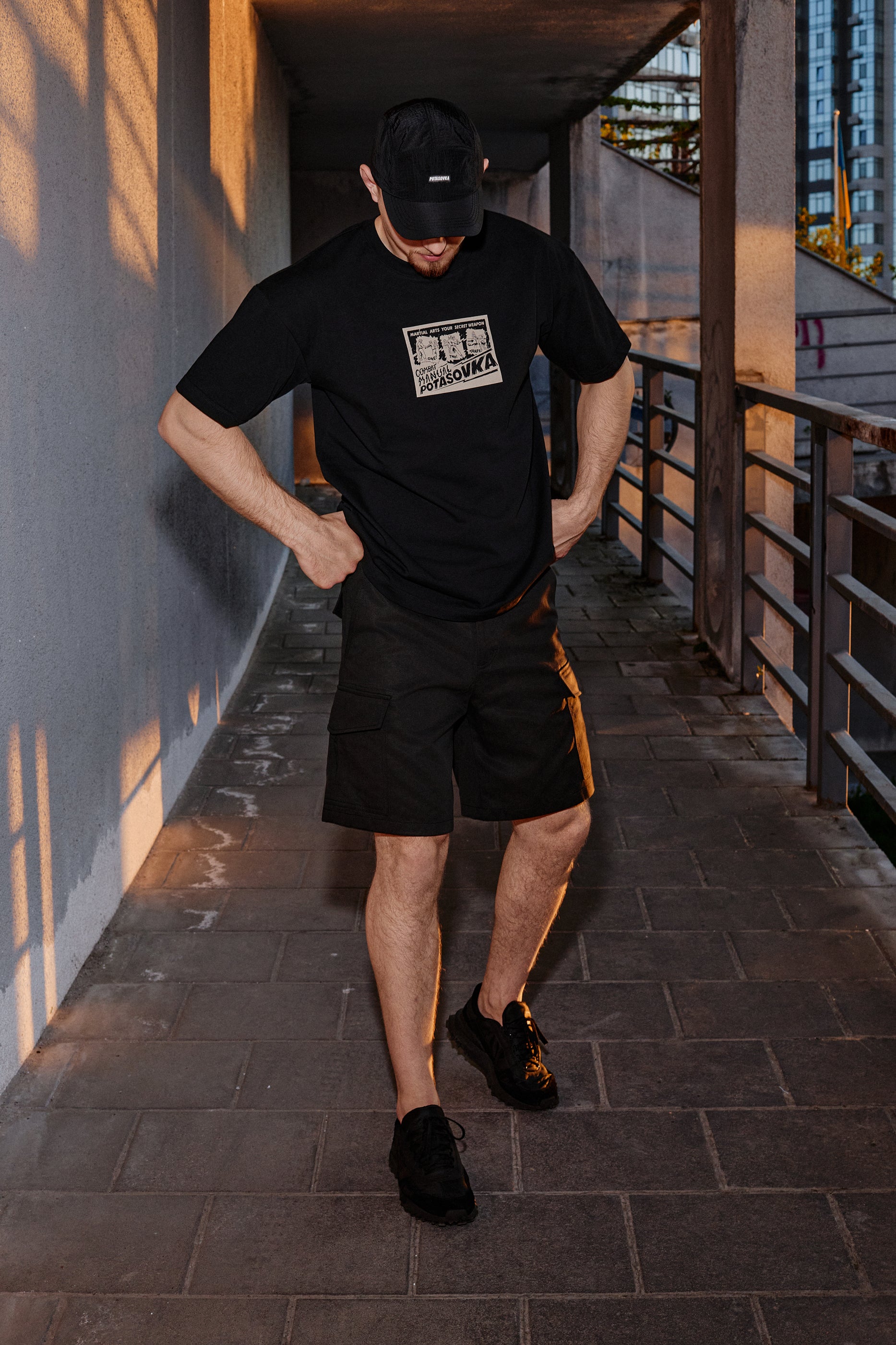 COTTON CARGO SHORTS BLACK