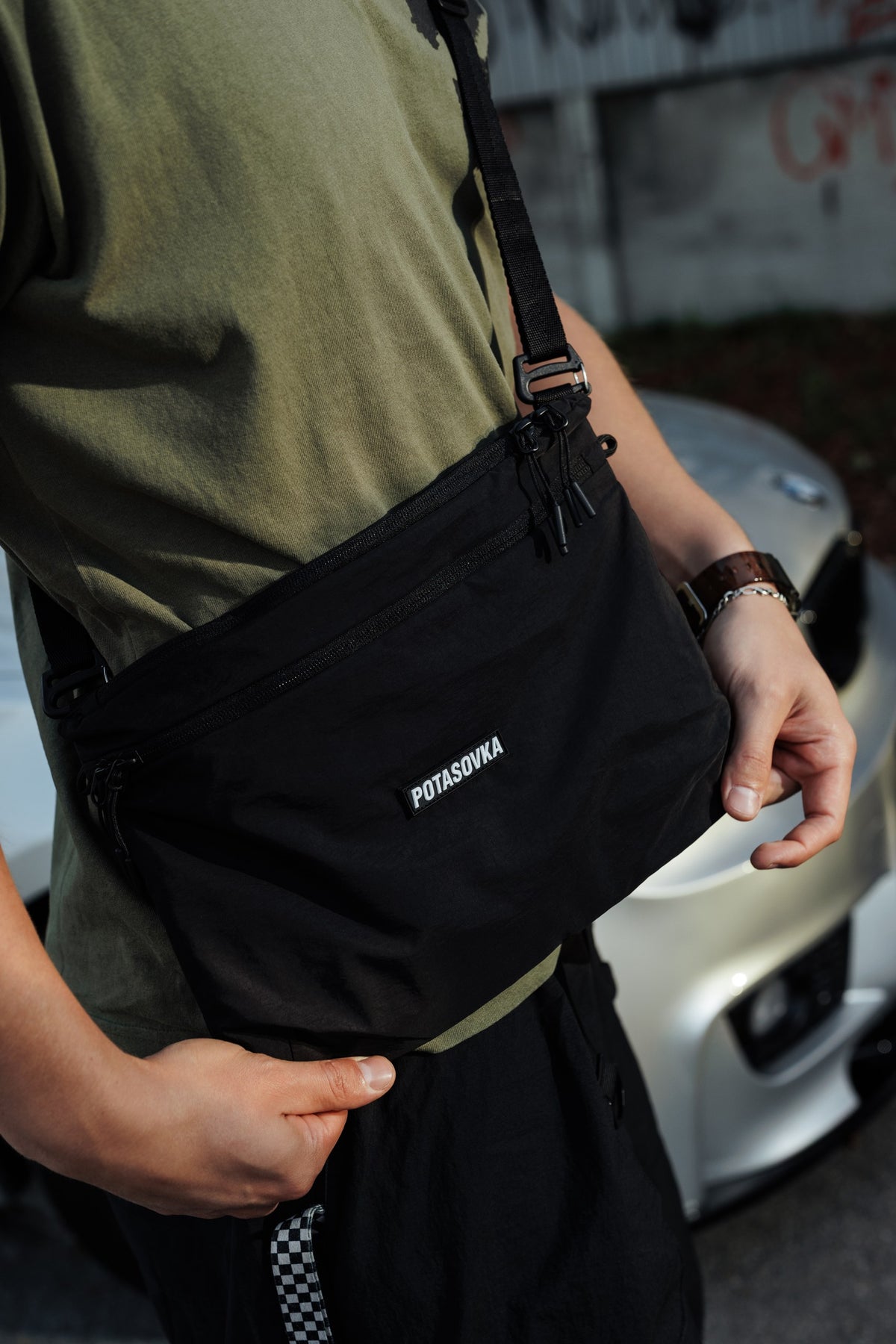 CITY MESSENGER 01