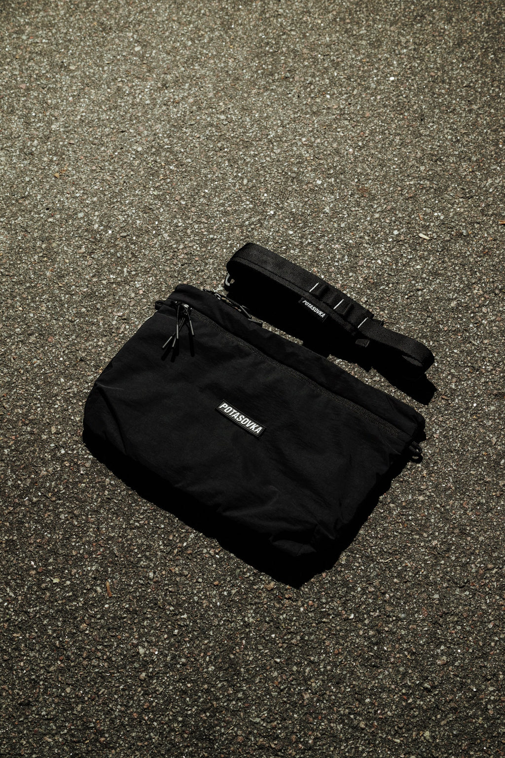 CITY MESSENGER 01