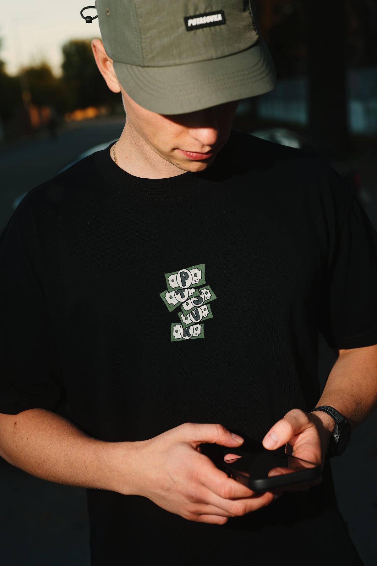 T-SHIRT LA CALLE PAGA